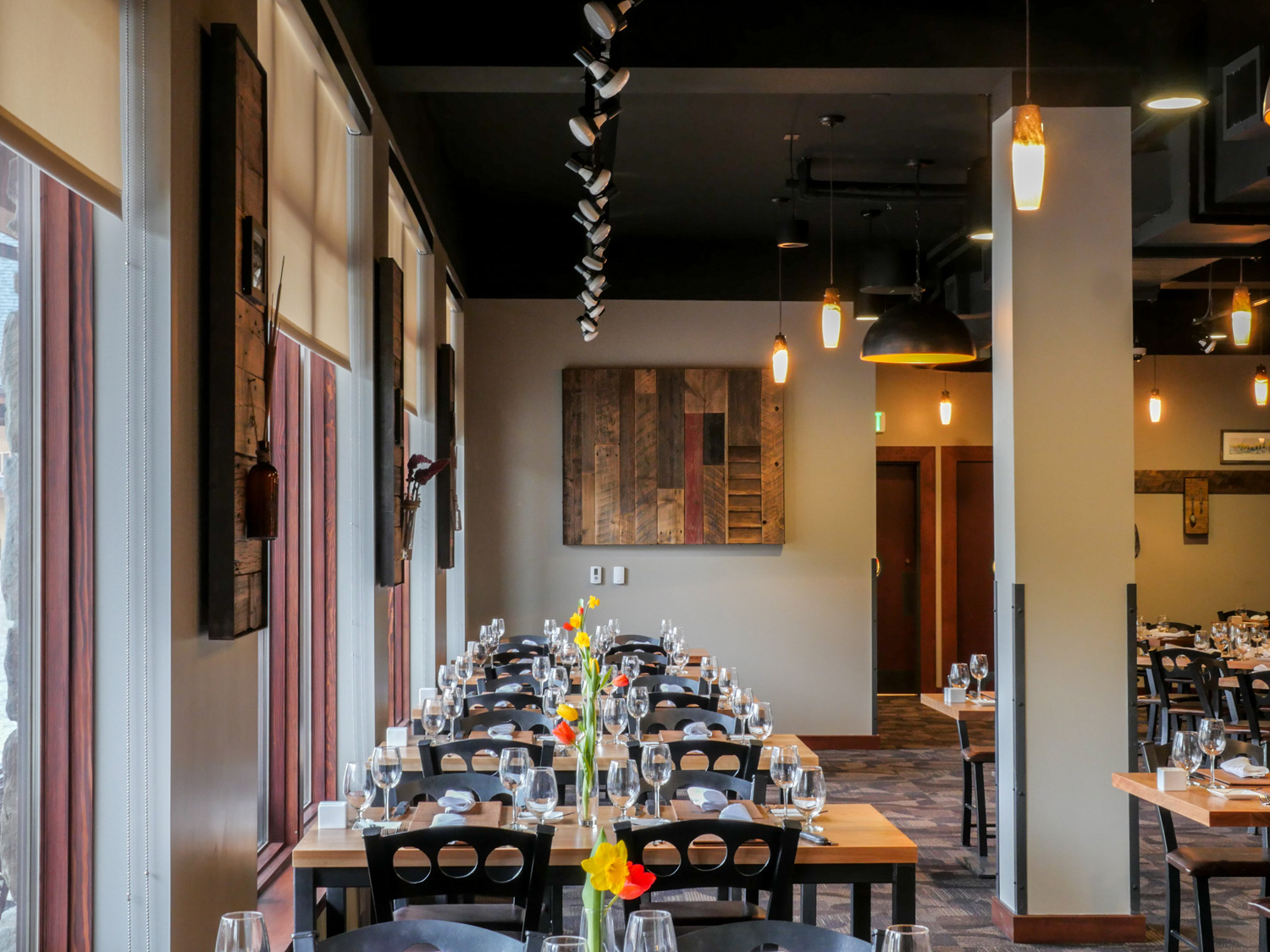 Willoughby's Restaurant - Gallery Image