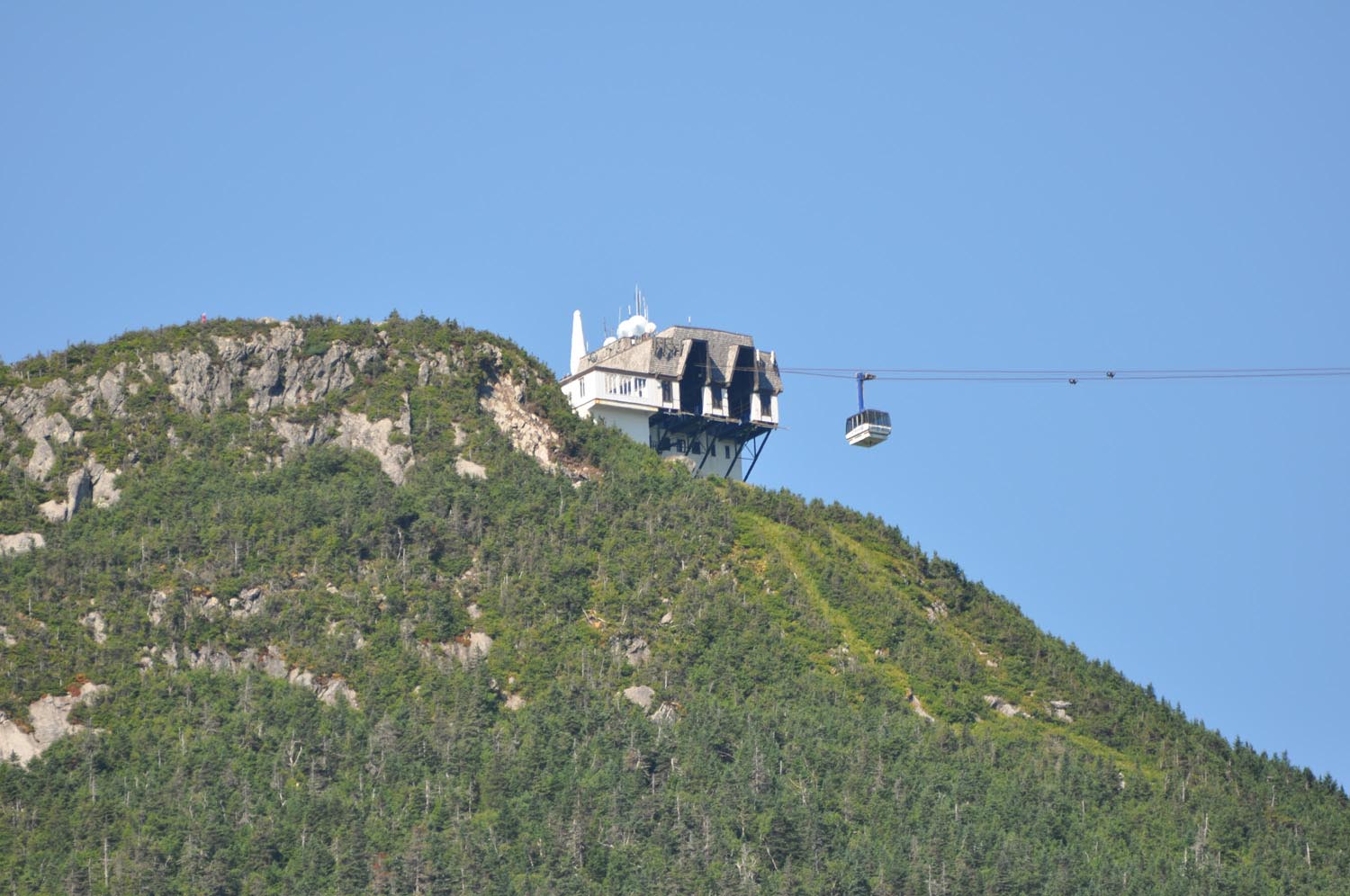Sky Haus Deli at Jay Peak - Gallery Image